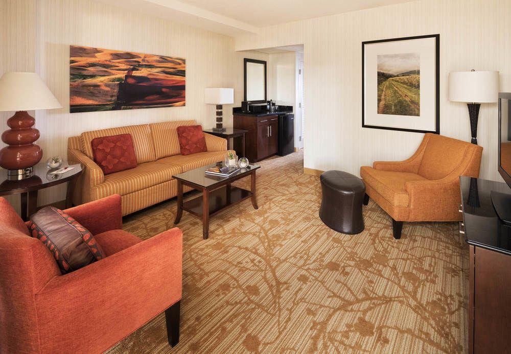 Minneapolis Marriott Northwest Brooklyn Park Exterior foto