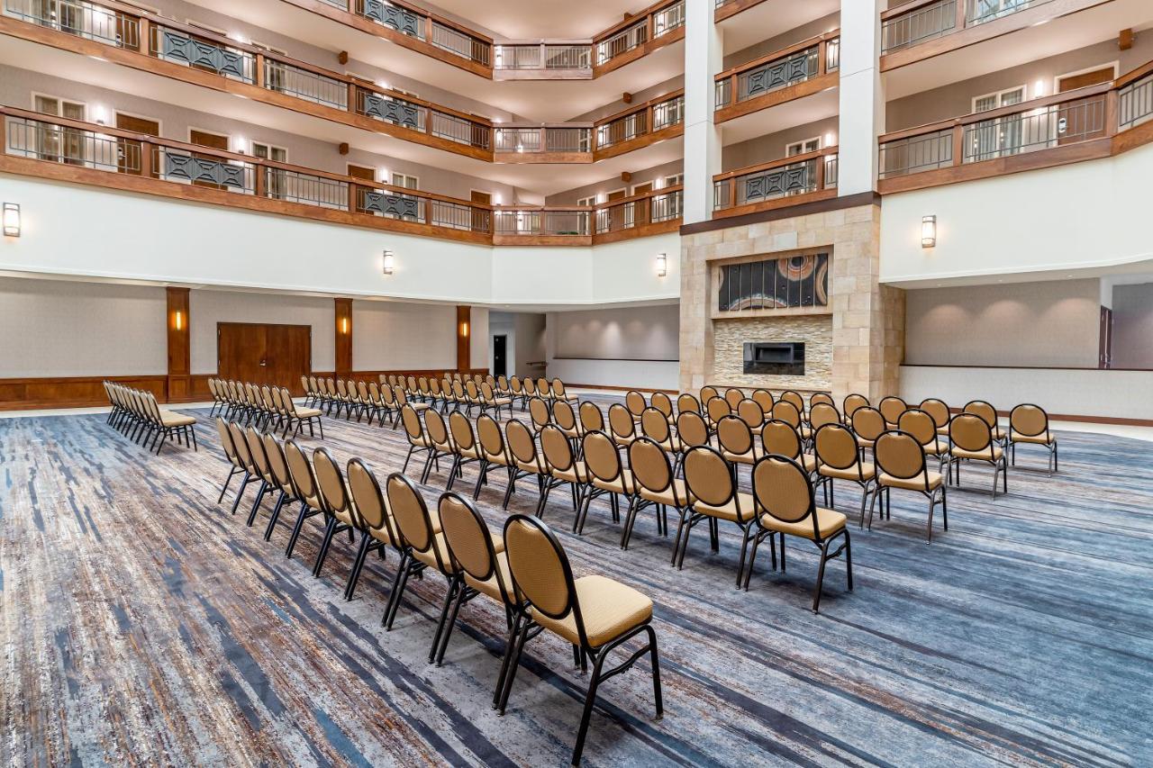 Minneapolis Marriott Northwest Brooklyn Park Exterior foto