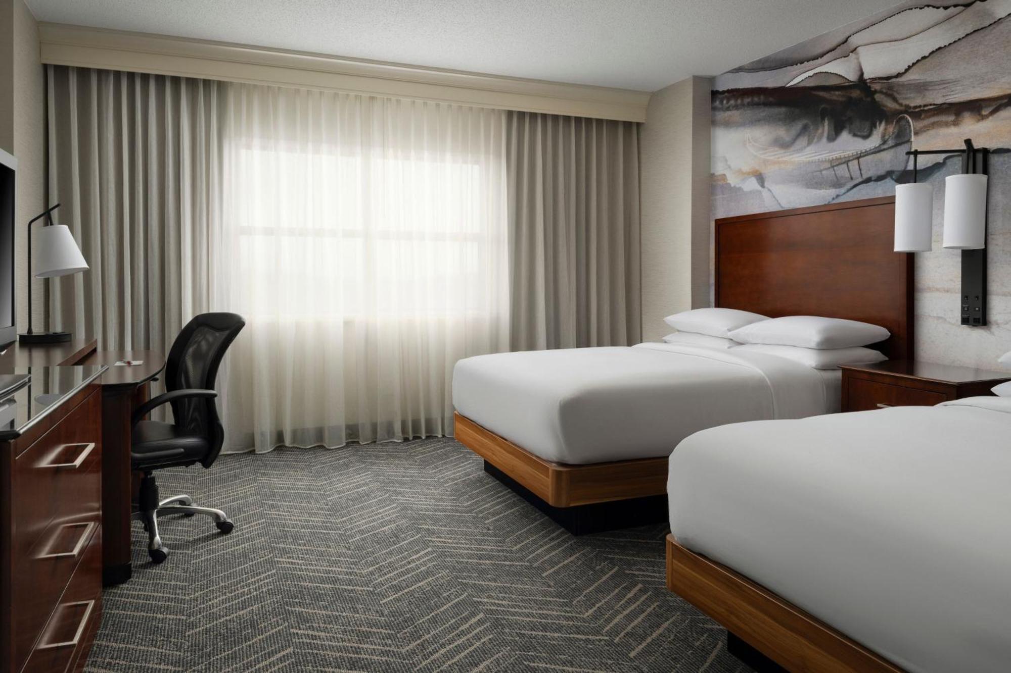 Minneapolis Marriott Northwest Brooklyn Park Exterior foto